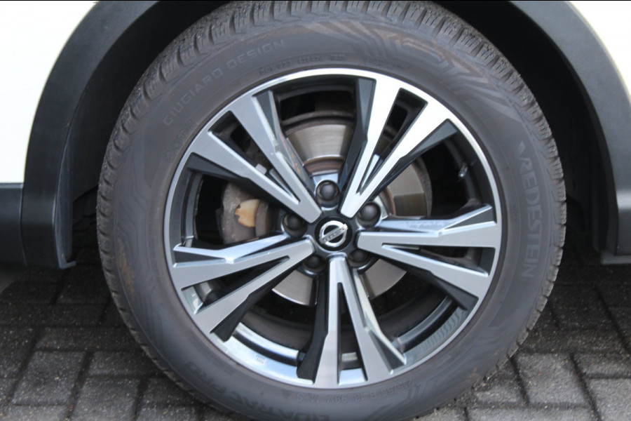 Nissan QASHQAI 1.3 DIG-T 160pk N-Connecta AUTOMAAT Panoramadak NL-Auto NAP