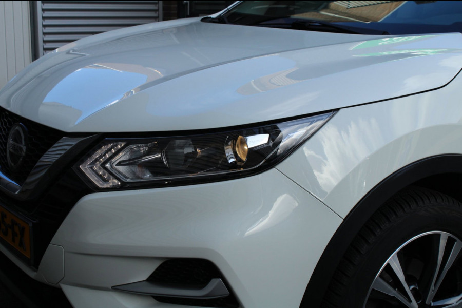 Nissan QASHQAI 1.3 DIG-T 160pk N-Connecta AUTOMAAT Panoramadak NL-Auto NAP