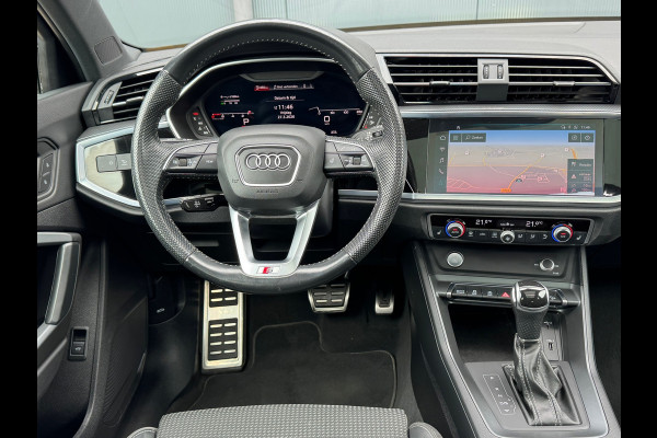 Audi Q3 35 TFSI S Line Edition * Panorama * Trekhaak * Stoelverwarming * Camera *