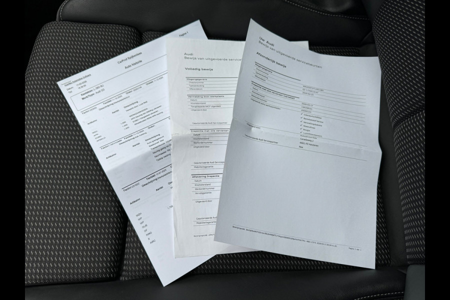 Audi Q3 35 TFSI S Line Edition * Panorama * Trekhaak * Stoelverwarming * Camera *