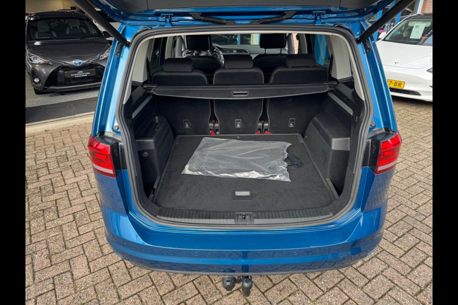 Volkswagen Touran 1.5 TSI Comfortline 2019 NAVI AIRCO Trekh!