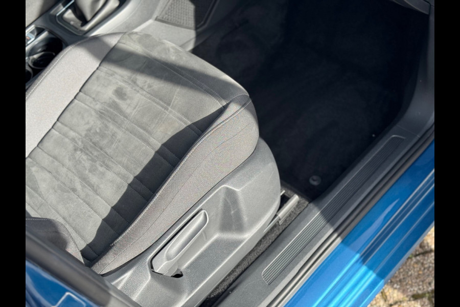 Volkswagen Touran 1.5 TSI Comfortline 2019 NAVI AIRCO Trekh!