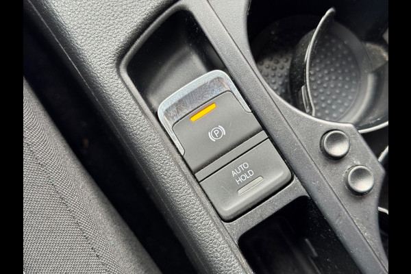 Volkswagen Touran 1.5 TSI Comfortline 2019 NAVI AIRCO Trekh!