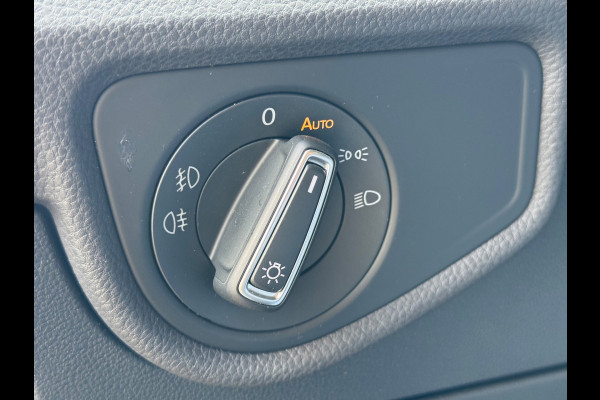 Volkswagen Touran 1.5 TSI Comfortline 2019 NAVI AIRCO Trekh!