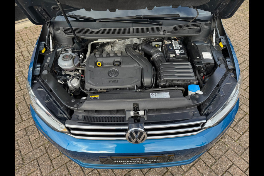 Volkswagen Touran 1.5 TSI Comfortline 2019 NAVI AIRCO Trekh!
