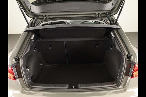 Audi A1 Sportback Advanced edition 25 TFSI 95 pk | Ledlampen voor en achter | Sportstoelen voor | Ambient verlichting | Privacy glas |