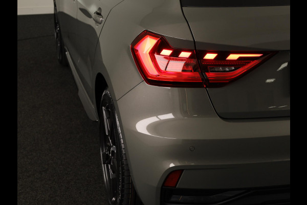 Audi A1 Sportback Advanced edition 25 TFSI 95 pk | Ledlampen voor en achter | Sportstoelen voor | Ambient verlichting | Privacy glas |