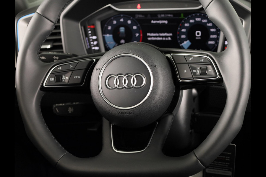 Audi A1 Sportback Advanced edition 25 TFSI 95 pk | Ledlampen voor en achter | Sportstoelen voor | Ambient verlichting | Privacy glas |