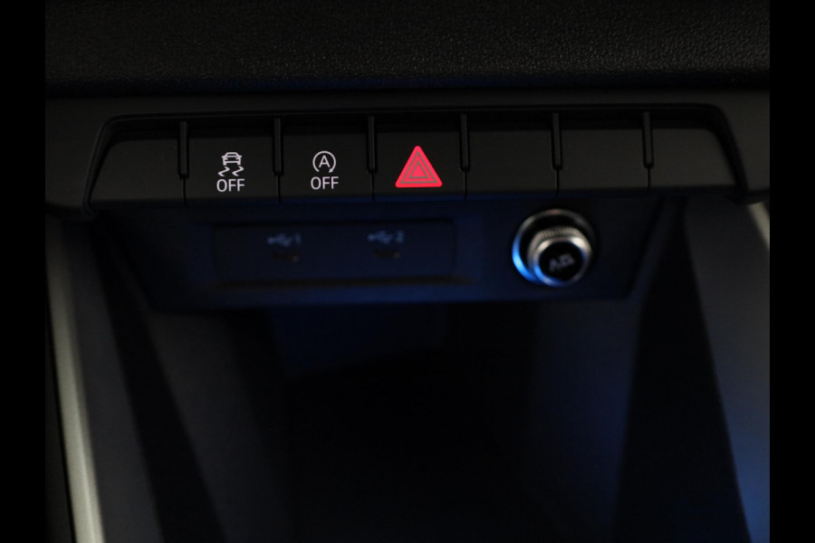 Audi A1 Sportback Advanced edition 25 TFSI 95 pk | Ledlampen voor en achter | Sportstoelen voor | Ambient verlichting | Privacy glas |