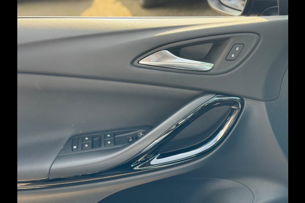 Opel Astra Sports Tourer 1.4 Turbo Innovation 2019 AUT NAVI