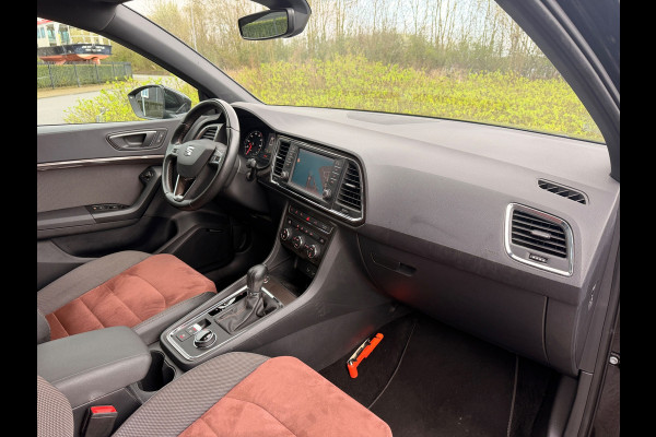 Seat Ateca 1.4 EcoTSI Intense Automaat Apple Carplay 360''Camera Navi Led-XenonTrekhaak