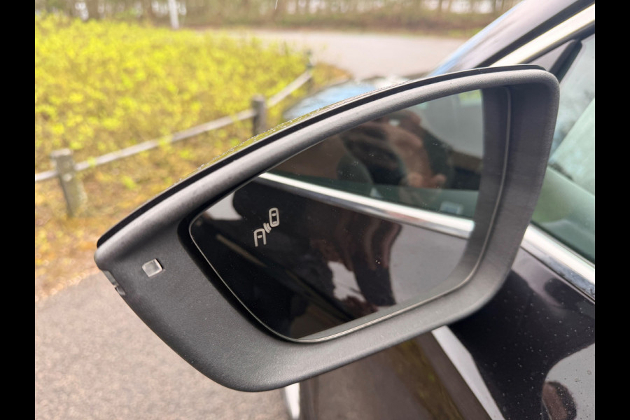 Seat Ateca 1.4 EcoTSI Intense Automaat Apple Carplay 360''Camera Navi Led-XenonTrekhaak