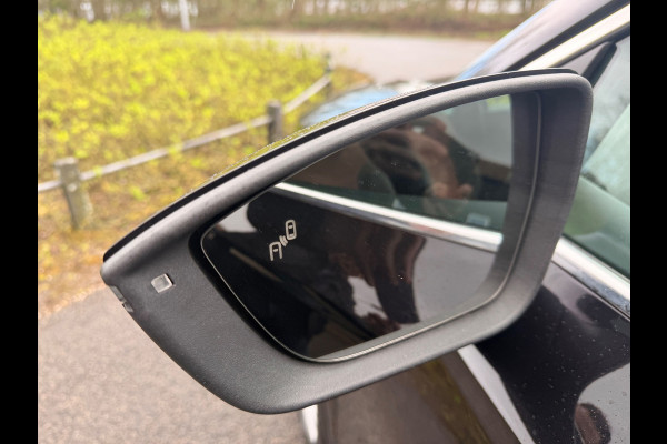 Seat Ateca 1.4 EcoTSI Intense Automaat Apple Carplay 360''Camera Navi Led-XenonTrekhaak
