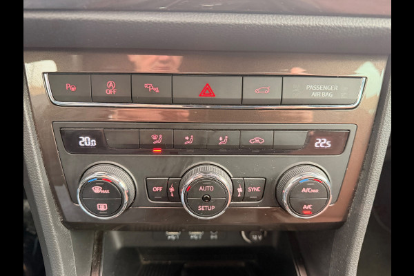 Seat Ateca 1.4 EcoTSI Intense Automaat Apple Carplay 360''Camera Navi Led-XenonTrekhaak