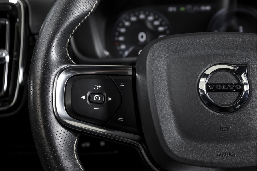 Volvo XC40 1.5 T4 Recharge R-Design Expression | Dig. Cockpit | Elek. Klep | Cruise | PDC | NAV+App. Connect | LED | ECC | LM 19" | 2282