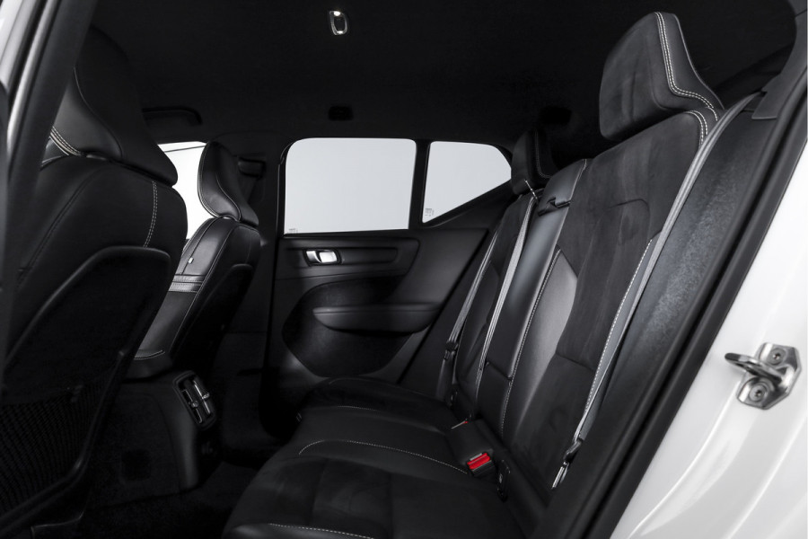 Volvo XC40 1.5 T4 Recharge R-Design Expression | Dig. Cockpit | Elek. Klep | Cruise | PDC | NAV+App. Connect | LED | ECC | LM 19" | 2282