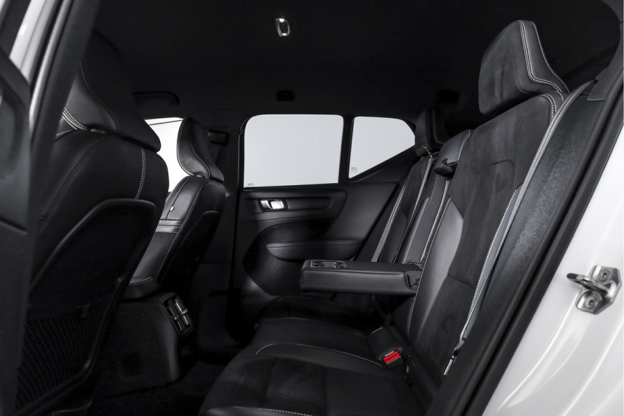 Volvo XC40 1.5 T4 Recharge R-Design Expression | Dig. Cockpit | Elek. Klep | Cruise | PDC | NAV+App. Connect | LED | ECC | LM 19" | 2282