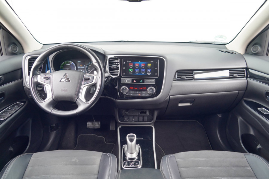 Mitsubishi Outlander 2.4 PHEV Intense / 79dkm NAP / Trekhaak / Carplay / Stoelverw. / Org. NL / Camera