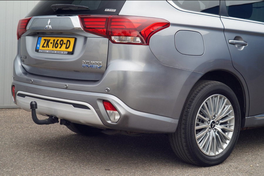 Mitsubishi Outlander 2.4 PHEV Intense / 79dkm NAP / Trekhaak / Carplay / Stoelverw. / Org. NL / Camera