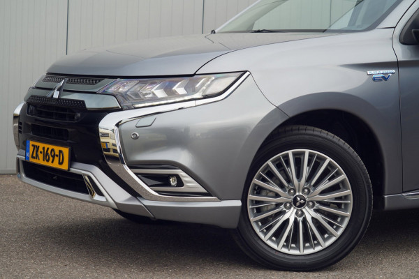 Mitsubishi Outlander 2.4 PHEV Intense / 79dkm NAP / Trekhaak / Carplay / Stoelverw. / Org. NL / Camera