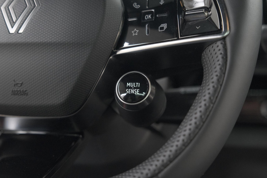 Renault Austral 1.2 E-Tech Full Hybrid 200 Techno | 1500 KG Trekgewicht | 360 Camera | Panoramadak | Adaptieve Cruise Control