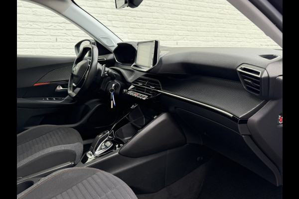 Peugeot 2008 1.2 PureTech Automaat Navi Cruise Carplay Camera+Pdc Led Lane assist Trekhaak