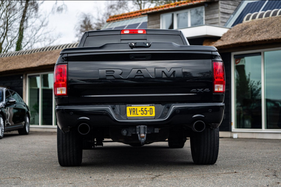 Dodge Ram 1500 5.7 V8 4x4 Crew Cab 5'7 Laramie Schuifdak I LPG I Stuur & stoelverwarming I Trekhaak I Camera I Alpine I Sidebars