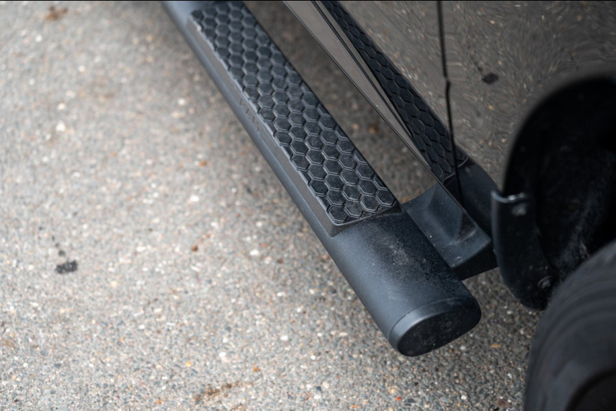 Dodge Ram 1500 5.7 V8 4x4 Crew Cab 5'7 Laramie Schuifdak I LPG I Stuur & stoelverwarming I Trekhaak I Camera I Alpine I Sidebars