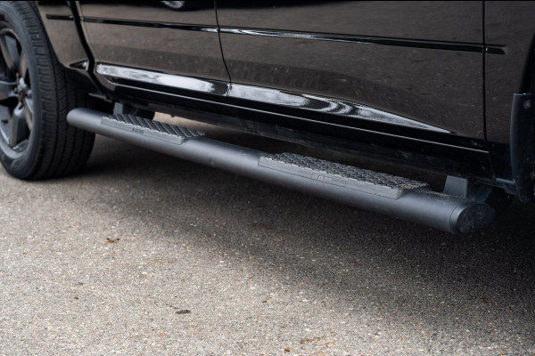 Dodge Ram 1500 5.7 V8 4x4 Crew Cab 5'7 Laramie Schuifdak I LPG I Stuur & stoelverwarming I Trekhaak I Camera I Alpine I Sidebars