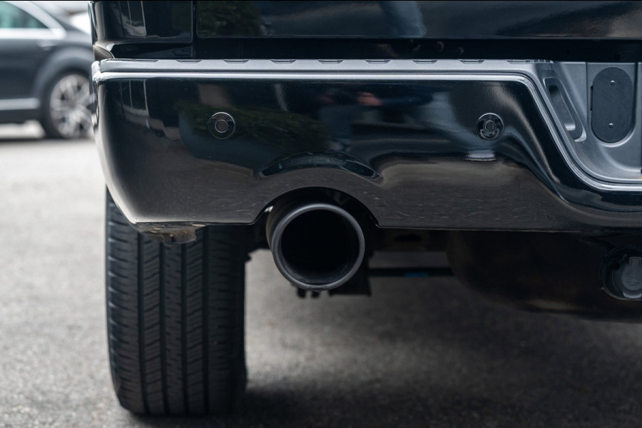 Dodge Ram 1500 5.7 V8 4x4 Crew Cab 5'7 Laramie Schuifdak I LPG I Stuur & stoelverwarming I Trekhaak I Camera I Alpine I Sidebars