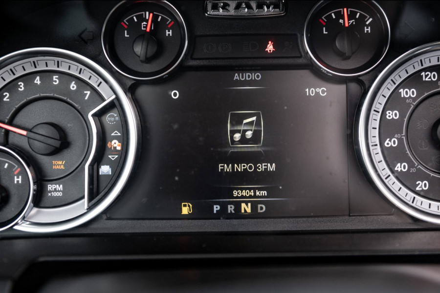 Dodge Ram 1500 5.7 V8 4x4 Crew Cab 5'7 Laramie Schuifdak I LPG I Stuur & stoelverwarming I Trekhaak I Camera I Alpine I Sidebars