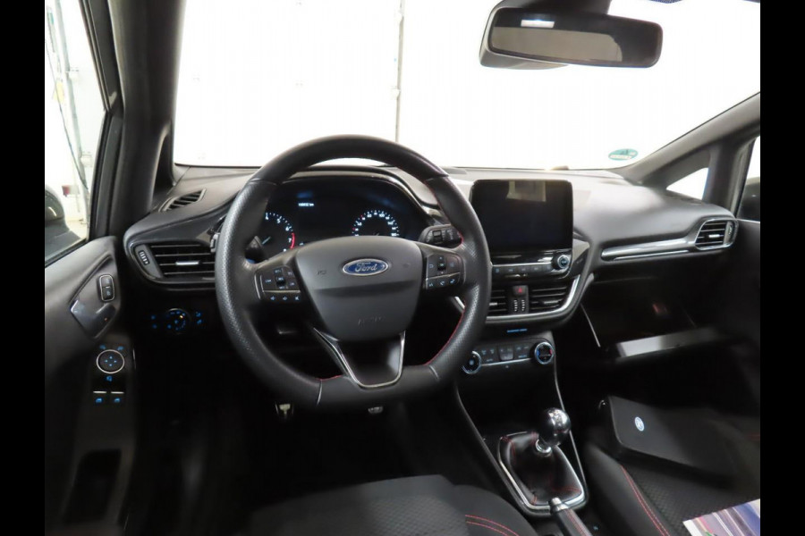 Ford Fiesta 1.0 EcoBoost ST-Line 100pk | Panoramadak | Voorruitverwarming | Apple Carplay, Android auto | Climate control