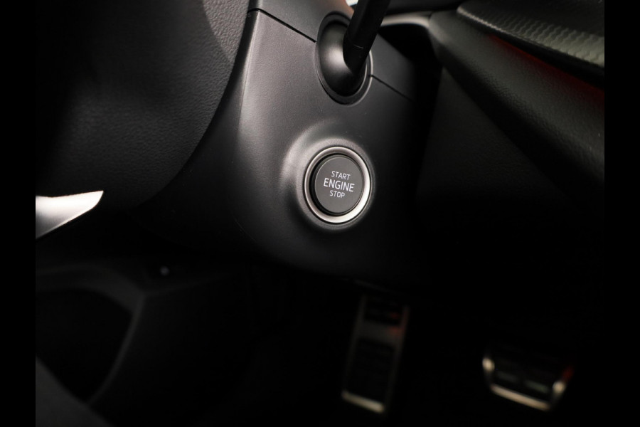 Škoda Octavia Sportline Tour m-HEV 1.5 TSI 150 pk 7 versn. DSG | Navigatie pakket | Travel Assist | Wegklapbare trekhaak | Winter pakket