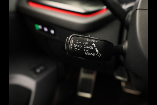 Škoda Octavia Sportline Tour m-HEV 1.5 TSI 150 pk 7 versn. DSG | Navigatie pakket | Travel Assist | Wegklapbare trekhaak | Winter pakket