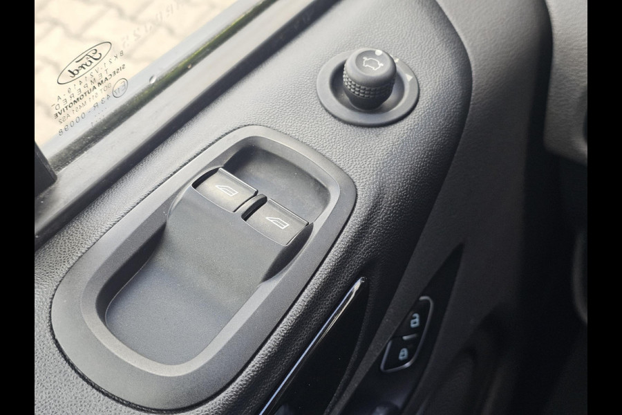 Ford Transit Custom 300 2.0 TDCI L2H1 Limited | Automaat | Trekhaak | Ladder | Camera | Stoelverwarming | Cruise control | Lane assist | Keurige auto!