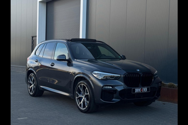 BMW X5 xDrive45e M PACK PANO NAVI CAMERA LED LEDER SPORTVELGEN