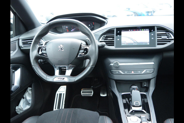 Peugeot 308 SW 1.2 PureTech Blue Lease GT 130 PK | AUTOMAAT | TREKHAAK | PANO DAK | DENON HIFI | PARKEERSENSOREN MET CAMERA |