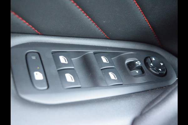 Peugeot 308 SW 1.2 PureTech Blue Lease GT 130 PK | AUTOMAAT | TREKHAAK | PANO DAK | DENON HIFI | PARKEERSENSOREN MET CAMERA |