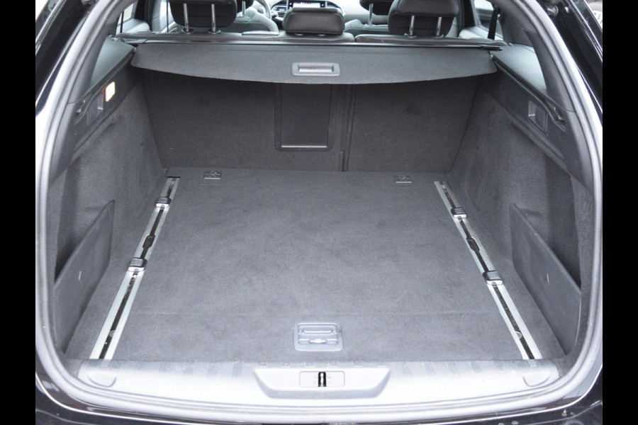 Peugeot 308 SW 1.2 PureTech Blue Lease GT 130 PK | AUTOMAAT | TREKHAAK | PANO DAK | DENON HIFI | PARKEERSENSOREN MET CAMERA |