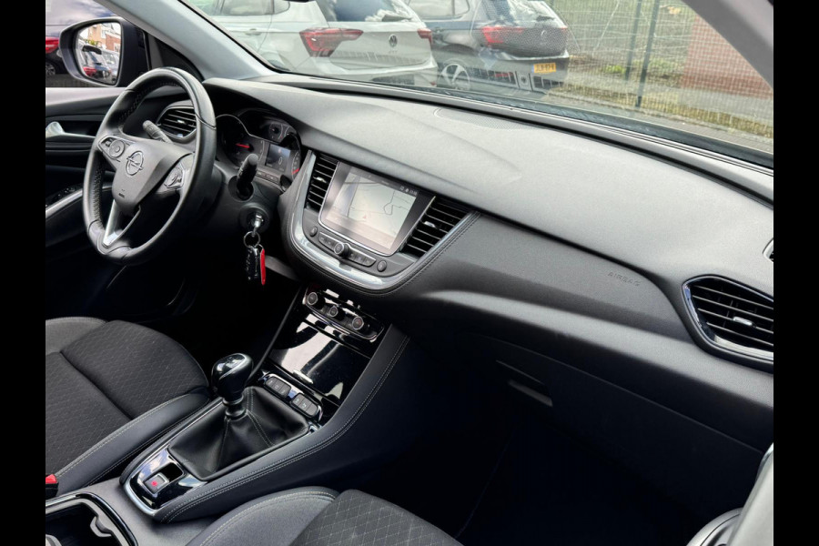 Opel Grandland X 1.2 TURBO 130PK ONLINE EDITION CAMERA/PDC/NAVIGATIE