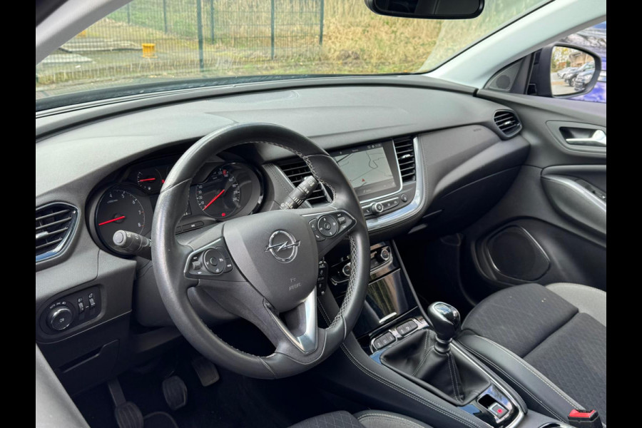 Opel Grandland X 1.2 TURBO 130PK ONLINE EDITION CAMERA/PDC/NAVIGATIE