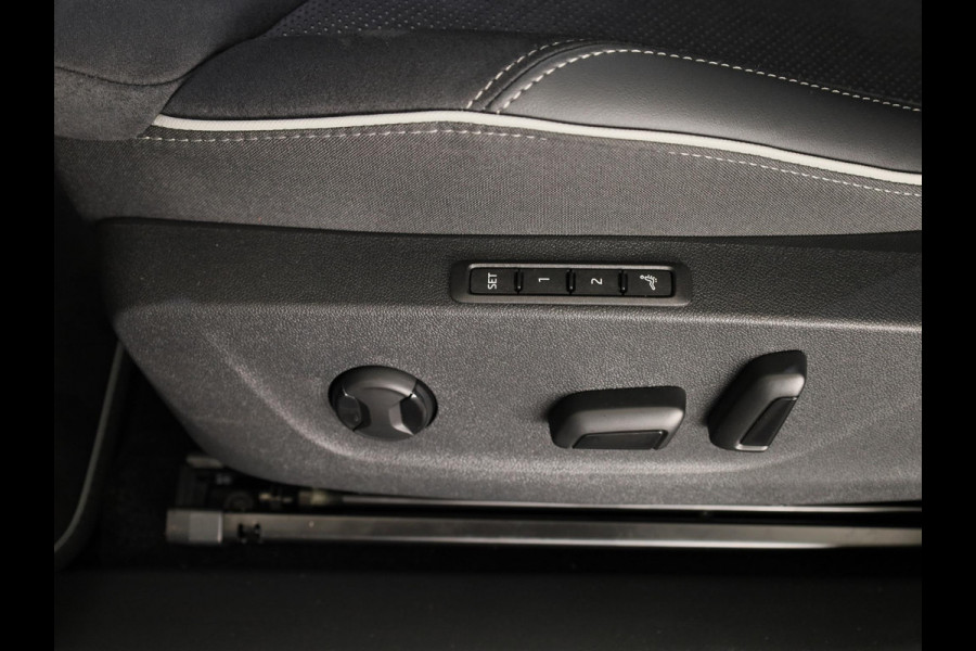 Škoda Enyaq 85 Sportline 286 pk | Panoramadak | Business Upgrade Pakket - ADVANCED | Trekhaak | 21 inch lichtmetalen velgen