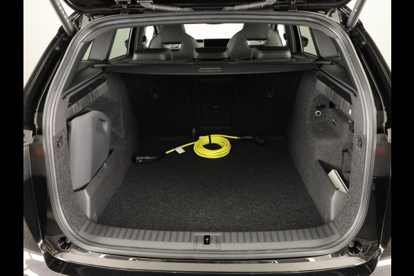 Škoda Enyaq 85 Sportline 286 pk | Panoramadak | Business Upgrade Pakket - ADVANCED | Trekhaak | 21 inch lichtmetalen velgen