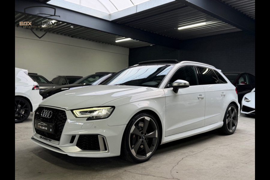 Audi RS3 Sportback 2.5 TFSI Quattro Pano/Carbon/RSZetels/Facelift/Keyless