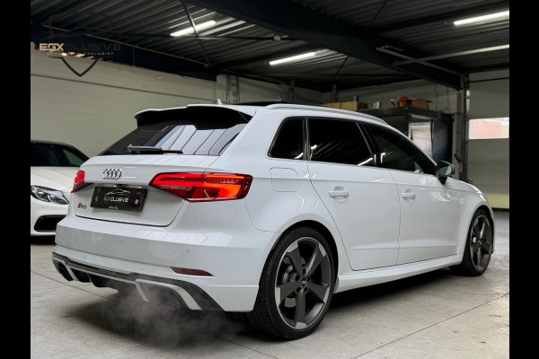 Audi RS3 Sportback 2.5 TFSI Quattro Pano/Carbon/RSZetels/Facelift/Keyless