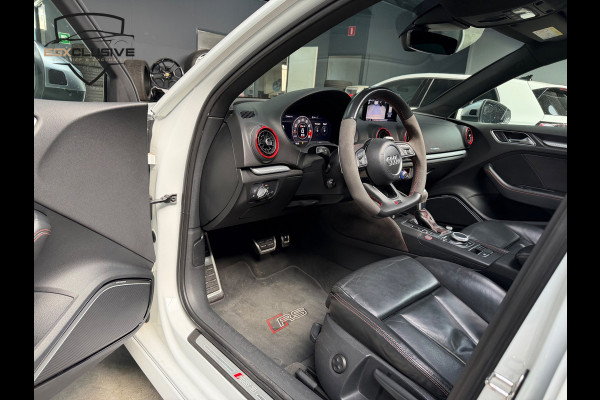 Audi RS3 Sportback 2.5 TFSI Quattro Pano/Carbon/RSZetels/Facelift/Keyless