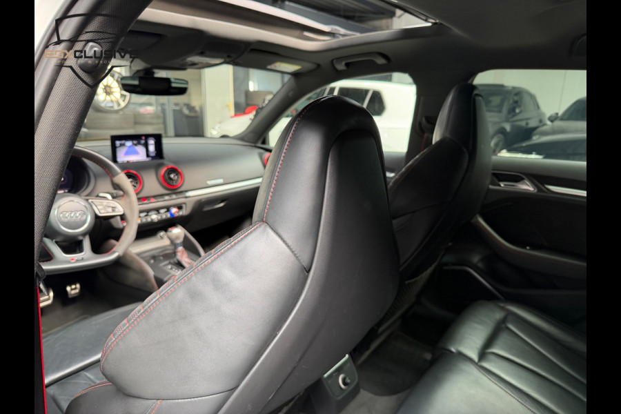 Audi RS3 Sportback 2.5 TFSI Quattro Pano/Carbon/RSZetels/Facelift/Keyless