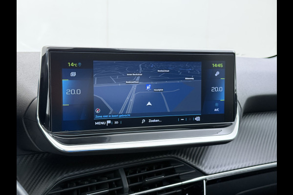 Peugeot e-208 EV Pano-Dak 3D-Navi 360°Camera Apple Carplay Android Ecc Stoelverwarming Cruise Control Pdc Keyless 50kWh Allure SOH 92,5%Led Lmv Privacy Glas Isofix DAB+ Bluetooth Regen-Lichtsensor Lane Assist Dealeronderhouden Origineel Nederlandse Auto