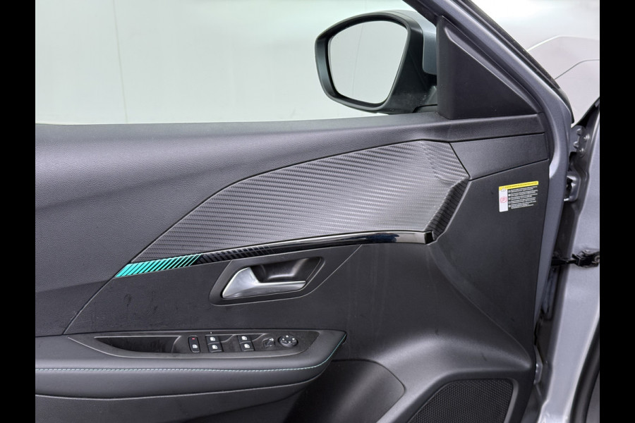 Peugeot e-208 EV Pano-Dak 3D-Navi 360°Camera Apple Carplay Android Ecc Stoelverwarming Cruise Control Pdc Keyless 50kWh Allure SOH 92,5%Led Lmv Privacy Glas Isofix DAB+ Bluetooth Regen-Lichtsensor Lane Assist Dealeronderhouden Origineel Nederlandse Auto