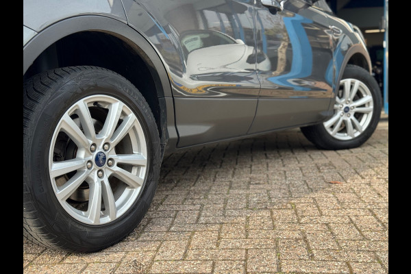 Ford Kuga 1.5 Titanium Styling Pack 2018 NAVI CLIMA Trekh NAP